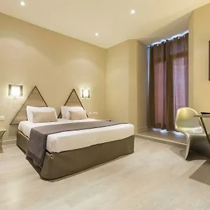 Amiraute Hotel